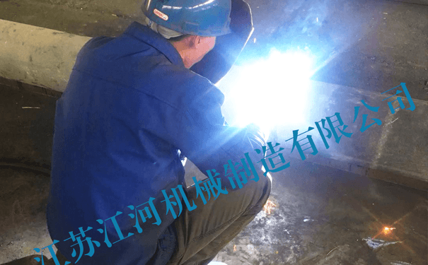 您是否面臨過雙金屬?gòu)?fù)合管現(xiàn)場(chǎng)施工的焊接難題呢？